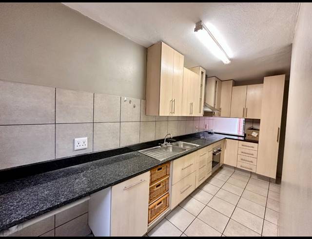 3 BEDROOM TOWNHOUSE FOR SALE IN WONDERBOOM